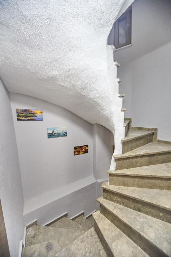 Luna Suites Taksim Istanboel Buitenkant foto