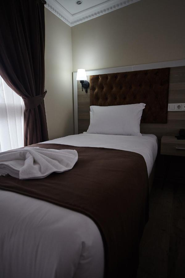 Luna Suites Taksim Istanboel Buitenkant foto