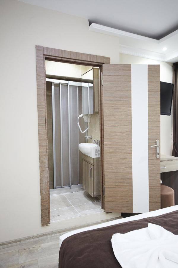Luna Suites Taksim Istanboel Buitenkant foto
