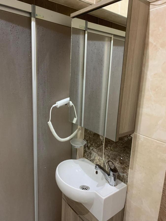 Luna Suites Taksim Istanboel Buitenkant foto